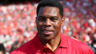 Photo of Herschel Walker Claims To Want To Bring ‘Honesty’ To Georgia