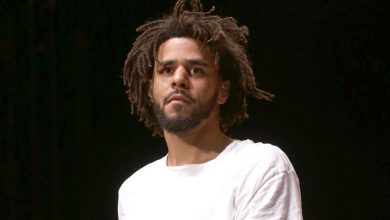 Photo of J. Cole Attends Fan’s College Graduation Years After Keeping Promise To Attend High School Ceremony 