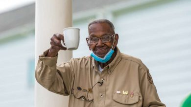 Photo of Oldest WWII Veteran, Lawrence Brooks, Passes Away at 112 – BlackDoctor.org