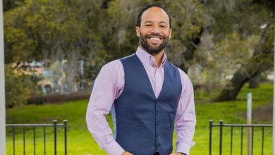 Photo of Oak Impact Group’s Erik Murray Aims To Bring More Black Real Estate Brokers And Developers Into The Industry