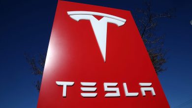 Photo of Tesla Once Again Sued For Alleged Racial Harassment After A Black Gay Ex-Employee Was Assaulted & Verbally Abused