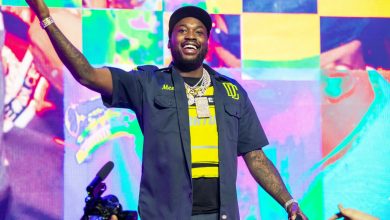 Photo of Meek Mill Asks Elon Musk To Share The Wealth Of Twitter — ‘Let Us Invest In Twitter With You ‘Big Homie”