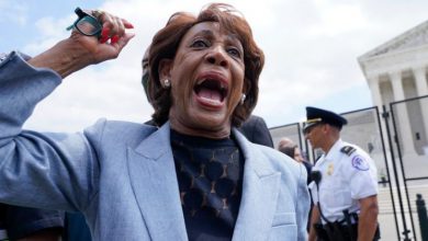 Photo of Congresswoman Maxine Waters Requests Banking And Insurance Records Related To Chattel Slavery