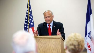 Photo of Steve King Juneteenth Tweet Compares Abortion To Slavery
