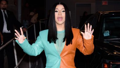 Photo of Cardi B Goes Off On Troll, Says Mother Should Have Had An Abortion