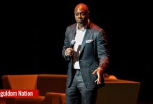 Photo of After Supporting Black Community in Buffalo, Dave Chappelle Critics Are Still Bringing Heat Over LGBTQ Comments