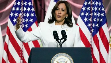 Photo of Did VP Kamala Harris Compare Abortion Restrictions To Chattel Slavery? Black America Responds