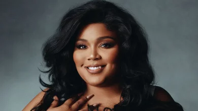 Photo of Lizzo Celebrates Earning Second No 1. Song With “About Damn Time”