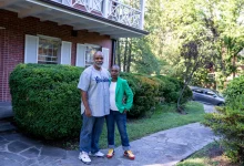 Photo of Couple Sues After Their Home’s Worth Went From $472K To $750K Due To Removing Any Indication That It Had Black Residents