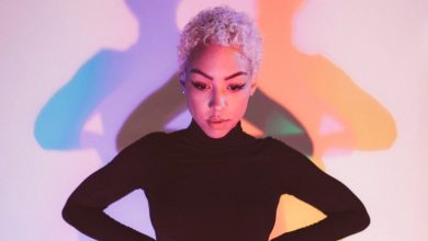 Photo of Elise Swopes Once Earned Six Figures Within 10 Months From Her NFTs — Now, She’s Mentoring Artists To Find Similar Success