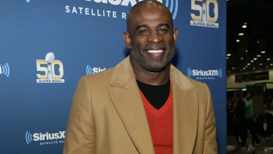 Photo of Jerry Rice, Deion Sanders, And More Form Partnership To Launch Remastered NFL Blitz Legends Arcade Game System