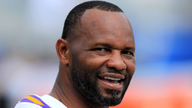 Photo of Fred Taylor’s Agent Scammed Him Out Of $3M During His NFL Rookie Year, But Today, He Says ‘It’s A Blessing In Disguise’