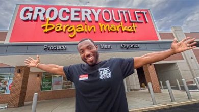 Photo of 28-Year-Old Black Entrepreneur Opens $5M Grocery Store in His Old Neighborhood