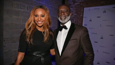 Photo of Cynthia Bailey Responds to Rumors That She is Back with Peter Thomas After Posting Pic With Cryptic Message Cynthia Bailey Shuts Down Rumor That She is Dating Peter Thomas