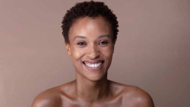 Photo of Black CAN Crack! Avoid Dry Winter Skin With These 5 Steps