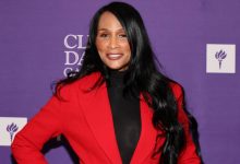 Photo of Beverly Johnson Says a Hysterectomy Led to Menopause: “I Was Not Prepared”