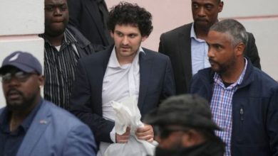 Photo of Sam Bankman-Fried Tried To Tamper With Witness