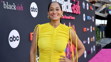 Photo of Tracee Ellis Once Addressed Her ‘Black-ish’ Pay Gap Publicly: ‘I Wanted To Be Compensated In A Way That Matches My Contribution’