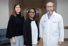 Photo of Black Woman Makes History as First to Receive Pig Kidney Transplant