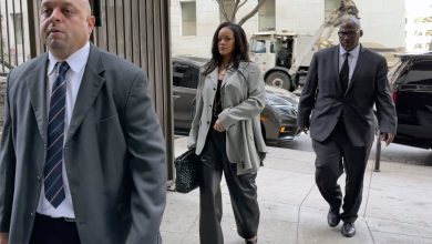 Photo of A$AP Rocky trial brings clashing closing arguments over gun as Rihanna brings tiny sons to court