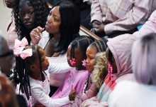 Photo of Pastor calls for compassion for mother who lost two children in Detroit during funeral