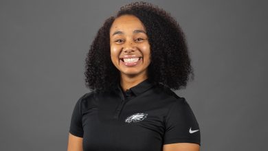 Photo of Eagles Coach Makes History as First Black Woman to Win Super Bowl