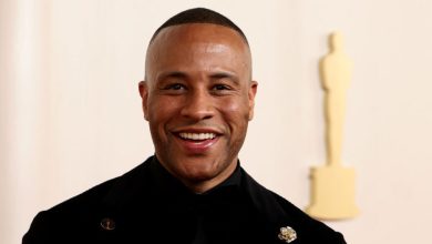 Photo of DeVon Franklin announces engagement to Maria Castillo