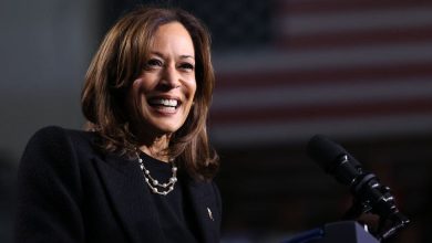 Photo of Former Vice President Kamala Harris inks Hollywood deal with talent agency