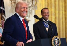 Photo of Trump celebrates Tiger Woods and others at Black History Month event, but doesn’t mention DEI