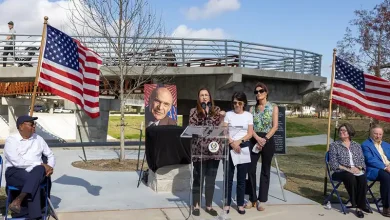 Photo of Commissioner Ellis, Karff Family, Houston Parks Board Cut Ribbon on Rabbi Samuel Karff Memorial Bridge