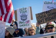 Photo of Protesters flood national parks to express outrage over job cuts