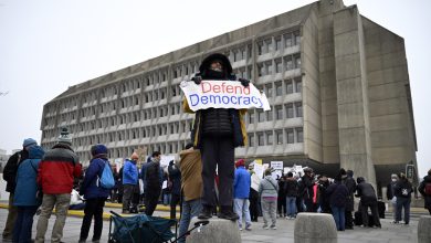 Photo of Top US health agency makes $25,000 buyout offer to most of its employees