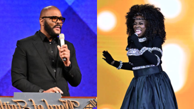 Photo of Tyler Perry eulogizes Angie Stone at funeral: ‘I’m angry at the way she was treated’