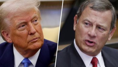 Photo of Chief Justice Roberts delivers rare rebuke to Trump