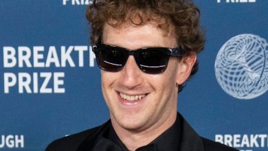 Photo of Leak Reveals Mark Zuckerberg Is Quietly Plotting To Blow Up The Bitcoin Price And Crypto Market