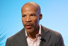 Photo of How Cosmetic Chemist Ron Robinson Played A Role In Rhode’s Rise And The Beauty Brand’s Billion-Dollar Acquisition