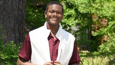 Photo of High School Senior Jayme Anderson Admitted Into More Than 50 Universities And Received Over $10M In Scholarships