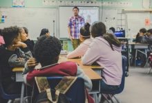 Photo of Credit, crypto and cost of living: Colorado schools face big task teaching teens financial survival