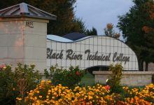 Photo of Black River Technical College receives grant for robot welding lab