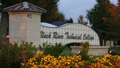 Photo of Black River Technical College receives grant for robot welding lab