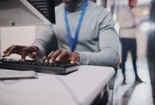 Photo of AI Is Fueling Tech Layoffs — But It’s Boosting Salaries By $18K A Year In Other Industries, Report Finds