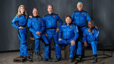 Photo of Nigerian-Born Attorney And Financial Consultant Owolabi Salis Enters Space With Blue Origin