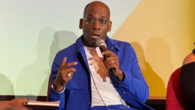 Photo of Jamal Bryant Calls Out CEO Switch as a Fake-Out Move Meant to Fool Shoppers, Warns He’s Not Backing Down Anytime Soon