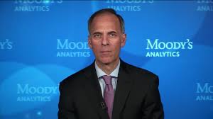 Photo of Top Economist Mark Zandi Predicts A Recession Is On Its Way to Hit America: 7 Predictive Signs