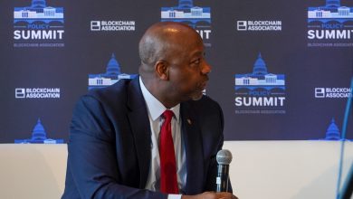 Photo of Legislation Steering U.S. Fate of Crypto Emerges in New Version in Senate