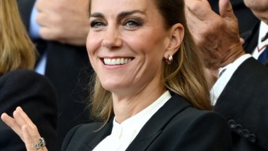 Photo of Princess Kate Is All Business in a Ruffled White Blouse and Black Suit to Watch Women’s Rugby