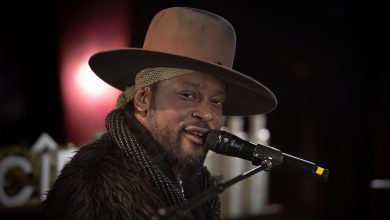 Photo of D’Angelo’s Legacy Lives On As Streams Of His Music Catalog Soar By Nearly 800% Following His Passing From Pancreatic Cancer
