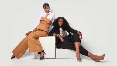 Photo of Mob The Block Pulls Up Fifty Deep To Supports Black Business