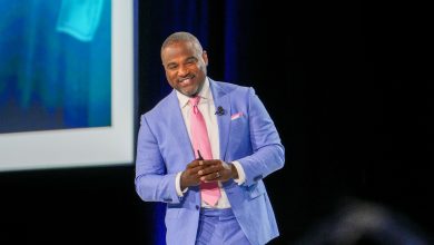Photo of Why Rashaun Williams Passed On Adding Airbnb To His Investment Portfolio Of Over 170 Companies