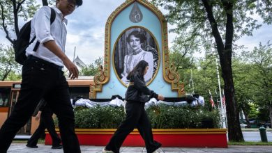 Photo of the business of mourning Thailand’s queen mother